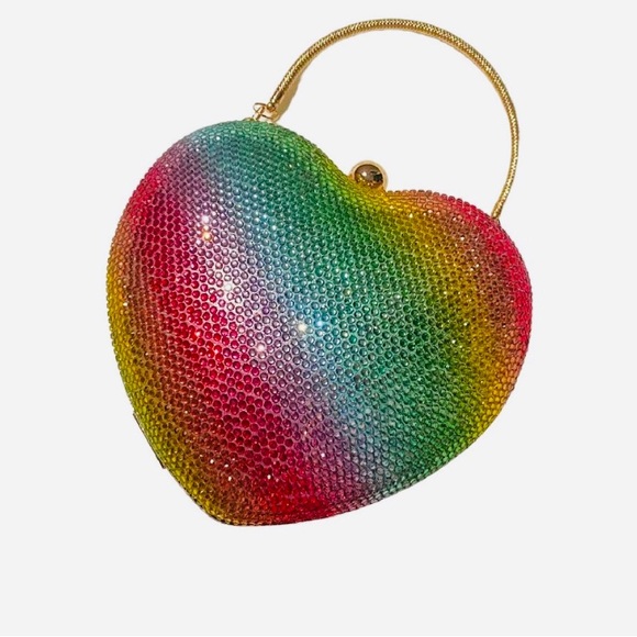 Handbags - 🌈 NWOT Rainbow Kitsch Heart Clutch